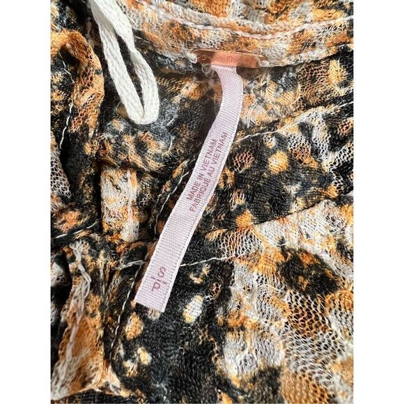 NWT Free People Women Pullover Snakeskin Print Tunic with Collar Drawstring Size - Picture 4 of 5